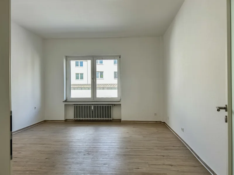 NEU zur Vermietung in Bochum Innenstadt - Wohnzimmer - Reuter Immobilien – Immobilienmakler