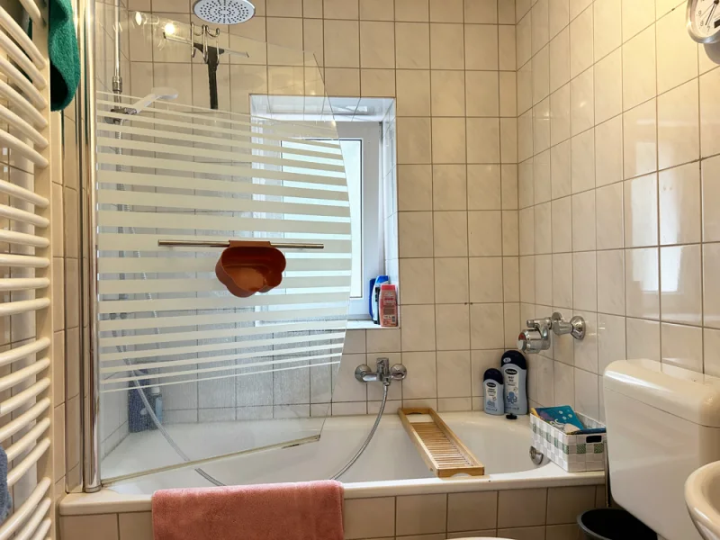 NEU zur Vermietung in Bochum Eppendorf - Badezimmer - Reuter Immobilien – Immobilienmakler