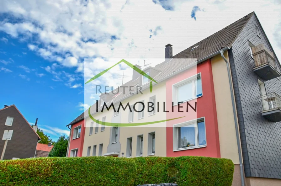 NEU zur Vermietung in Bochum Oberdahlhausen - Außenansicht - Reuter Immobilien – Immobilienmakler - Wohnung mieten in Bochum / Dahlhausen - Helle, einladende Zweizimmerwohnung  in zentraler Lage