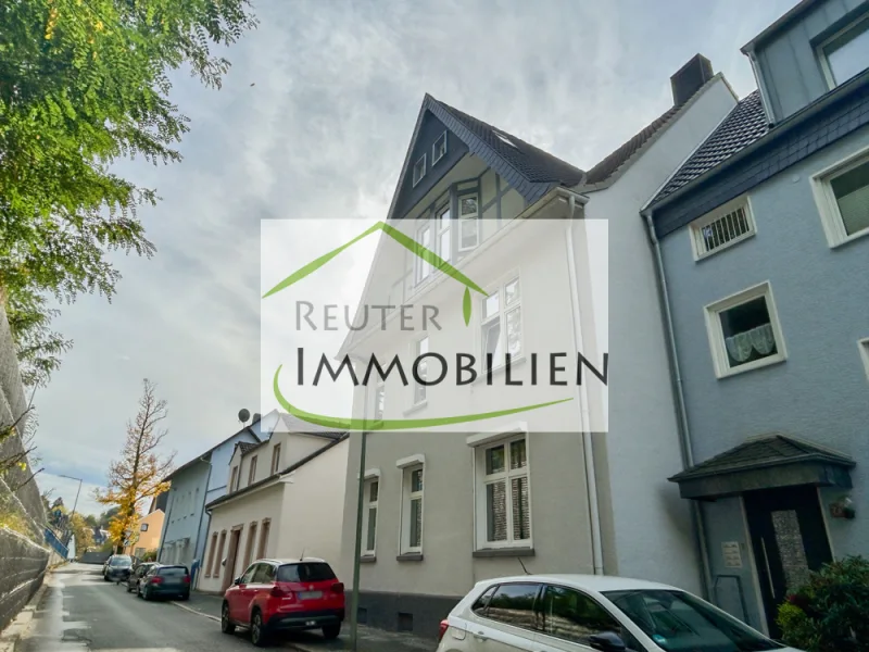 NEU zur Vermietung in Bochum Dahlhausen - Außenansicht - Reuter Immobilien – Immobilienmakler (2) - Wohnung mieten in Bochum - Moderne Altbauwohnung in guter Lage von Bochum Dahlhausen!