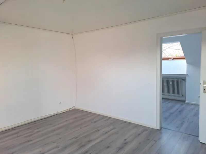 NEU zur Vermietung in Gelsenkirchen-Ückendorf - Schlafzimmer- Reuter Immobilien – Immobilienmakler (2)