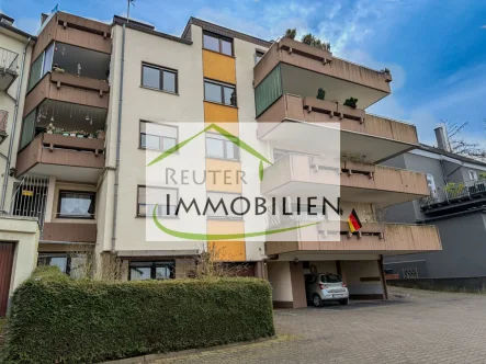 NEU zum Verkauf in Witten Mitte - Eigentumswohnung - Rückansicht - Reuter Immobilien – Immobilienmakler - Wohnung kaufen in Witten - Freundliche Balkonwohnung in guter Lage von Witten Mitte!