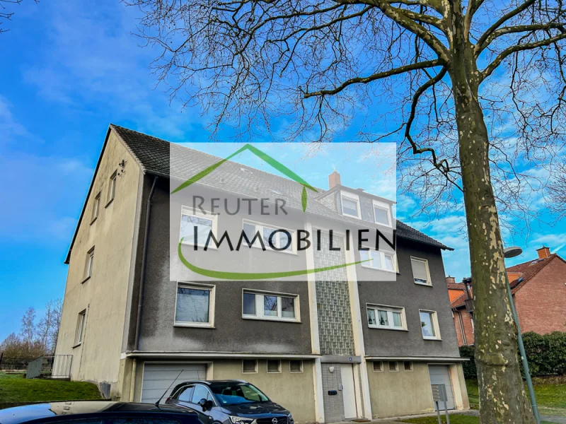 NEU zur Vermietung in Bochum Linden - Außenansicht - Reuter Immobilien – Immobilienmakler - Wohnung mieten in Bochum - Freundliche Dachgeschosswohnung in ruhigem Wohnhaus!