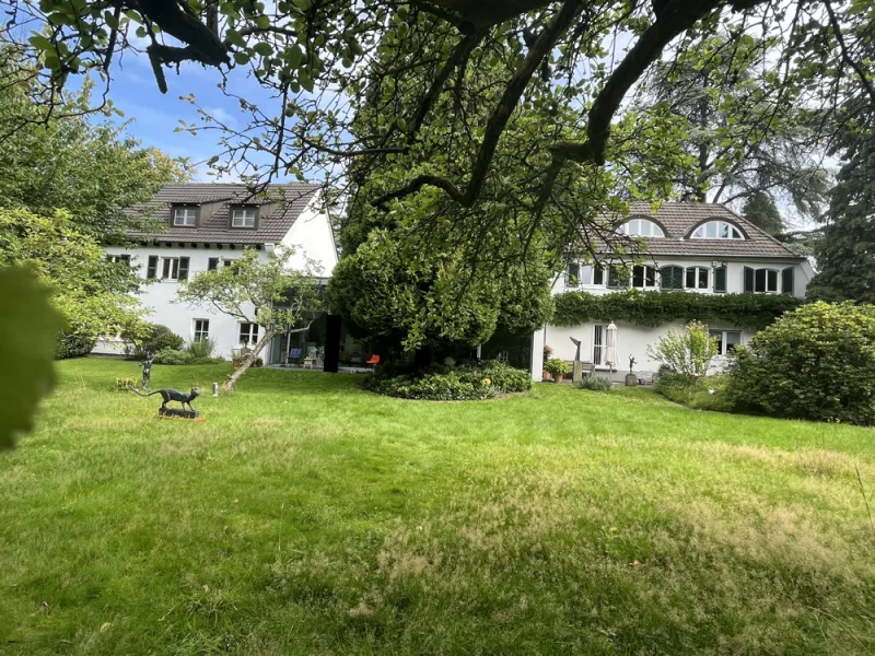 Villen und Wohnloft gartenseitig - Haus kaufen in Bonn / Venusberg - Hochherrschaftliche Altbau-Villen verbunden mit großzügigen Wohnloft mit zahlreichen Wohnoptionen!