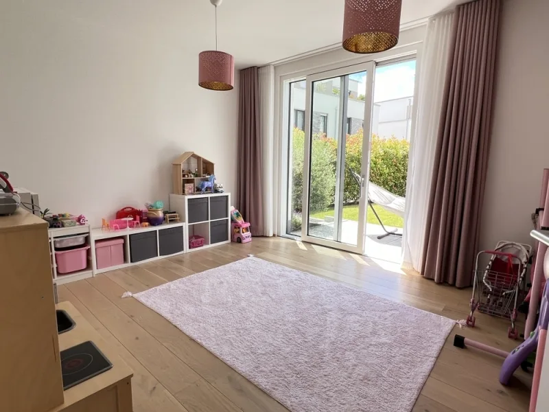 Kinder-/Gästezimmer EG