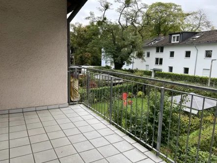 Sonnenbalkon - Wohnung kaufen in Bonn / Mehlem - Bezugsfrei! Helle, top-geschnittene 5-Zimmer-Wohnung in ruhiger Wohnlage v. Bonn-Mehlem in Rheinnähe