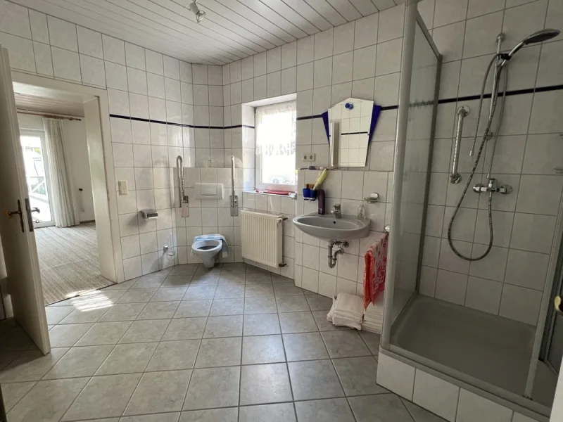 Badezimmer 1. OG