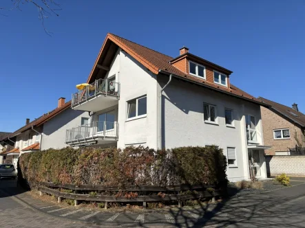 Außenansicht - Haus kaufen in Niederkassel / Rheidt - Ruhiges Wohnen in bester Lage: Schönes Drei-Familienhaus mit bezugsfreier Wohnung in Rheinnähe!!!