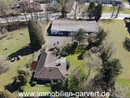 Halle und Haus - Halle/Lager/Produktion kaufen in Borken - Wohnen und Arbeiten! Großzügiges Einfamilienhaus mit Gartenanlage und Gewerbegebäude in Borken 