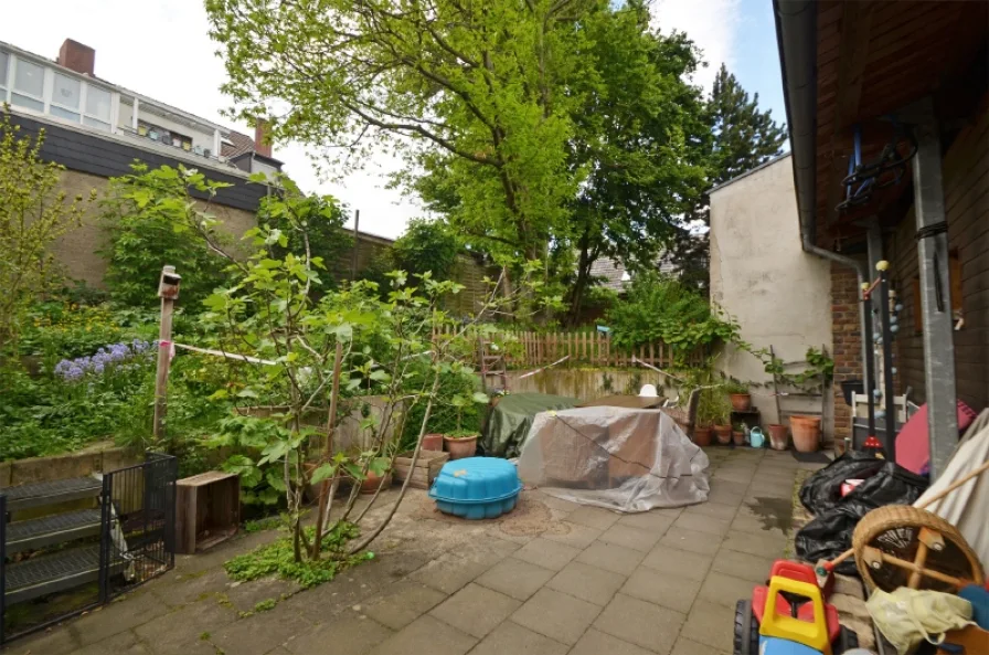 Terrasse und Garten