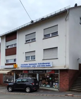 Lutzerath - Haus kaufen in Lutzerath - Gepflegtes und laufend renoviertes Wohn-/Geschäftshaus in zentraler Lage der Gemeinde Lutzerath