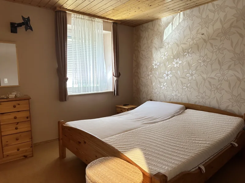 Schlafzimmer OG Eigentümerwohnung