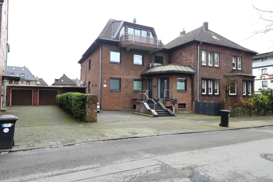 Vorderansicht - Haus kaufen in Duisburg - Stadtvilla mit zwei Wohneinheiten in Duisburg-Aldenrade!