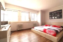 Schlafzimmer mit Ankleidezimmer