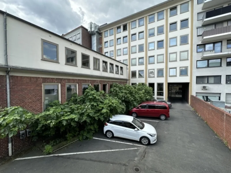 Innenhof - Büro/Praxis mieten in Dortmund / Innenstadt-Ost - Gepflegte Büroflächen mit Garage, zentrale Toplage in Dortmund-Mitte (Kleppingstraße) zu vermieten