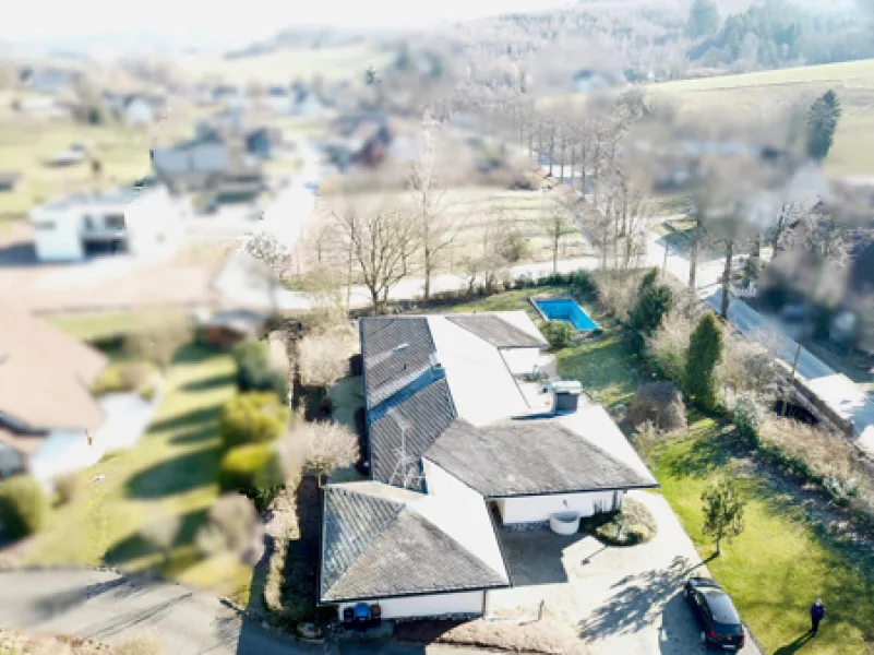Luftaufnahme I - Haus kaufen in Neuenrade / Blintrop - Neuer Preis: Unternehmervilla auf XL-Grundstück, sehr gute, ruhige Lage von Neuenrade, zu verkaufen