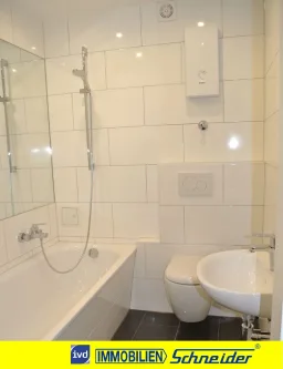 Badezimmer - Wohnung mieten in Dortmund - Renovierte 2-Zimmerwohnung zwischen dem Westpark und Kreuzviertel, Lange Straße 79 zu vermieten!