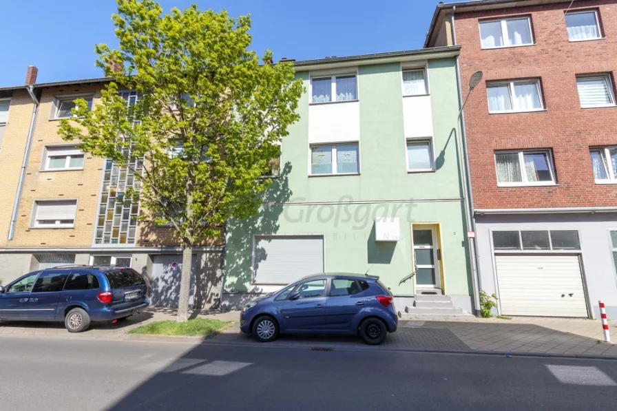 Ansicht Scharnhorststr. 2 - Haus kaufen in Düren - Grundsolides und saniertes Wohn- und Geschäftshaus in zentrumsnaher Lage von Düren.