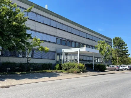 Ansicht 2 - Büro/Praxis mieten in Niederzier - Schicke Büroflächen im Gewerbegebiet, 52382 Niederzier an der A4