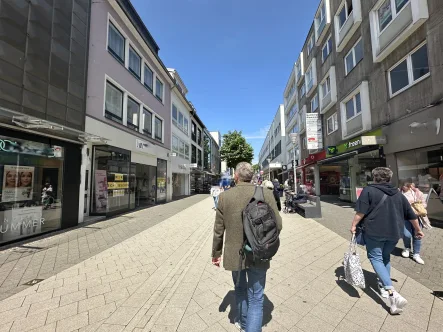 1 a Lage - Laden/Einzelhandel mieten in Düren - Modernes Ladenlokal, in 1a Lage von 52349 Düren