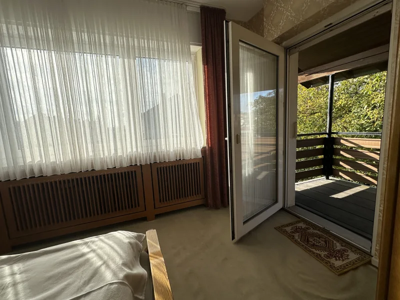 Zugang Balkon Schlafzimmer 1