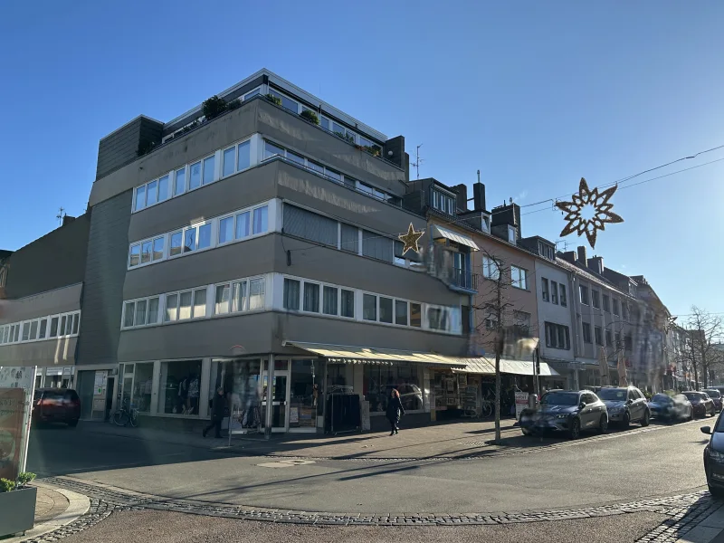 Ansicht - Büro/Praxis kaufen in Düren - Schicke Büro-/Praxisflächen in 52349 Düren, mit Dachterrasse und Fahrstuhl