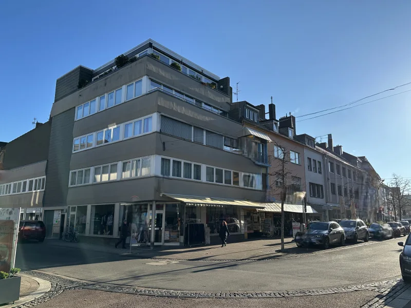 Straßenansicht - Büro/Praxis kaufen in Düren - Schicke Büro-/Praxisflächen in 52349 Düren, mit Dachterrasse und Fahrstuhl