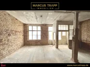 Startbild_Logo_Marcus Trapp Immobilien_schwarz mit KW Kopie.001