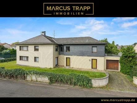 Marcus Trapp - Immobilien - Haus kaufen in Düsseldorf - + Großes Einfamilienhaus mit viel Potential für die ganze Familie in Düsseldorf +