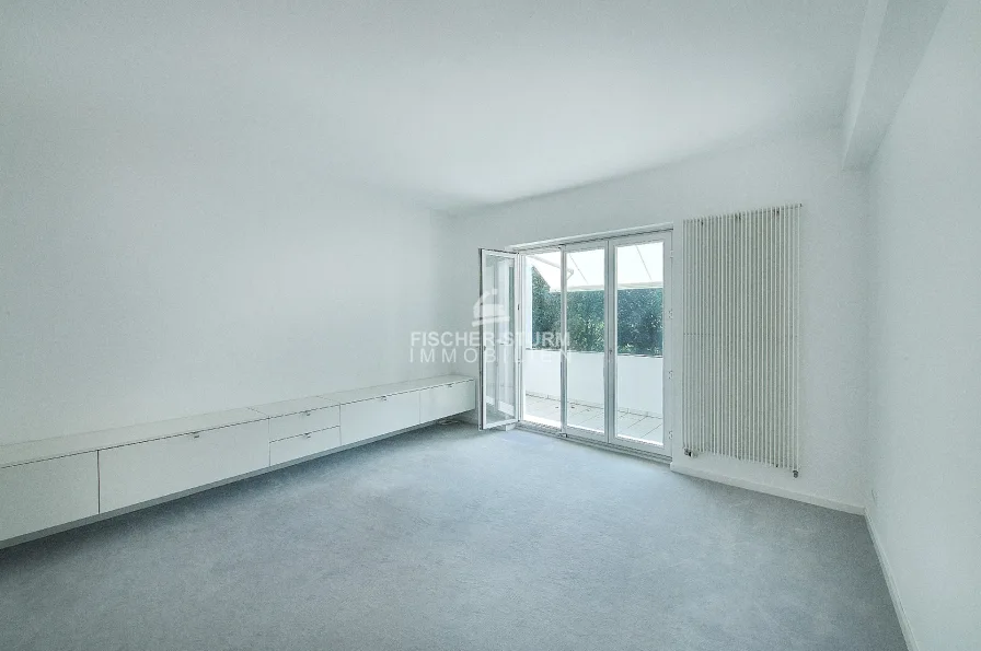 Elternschlafzimmer mit Balkon