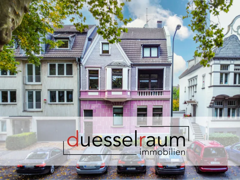 Titelbild - Haus kaufen in Düsseldorf / Eller - attraktives und vermietetes Dreifamilienhaus mit Terrasse und Garten in guter Lage