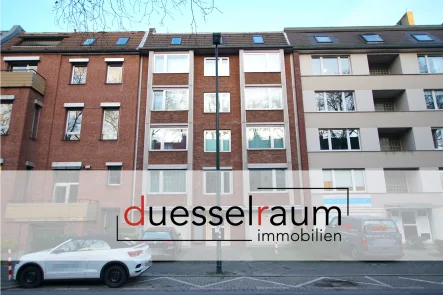 Titelbild - Haus kaufen in Düsseldorf - Düsseltal: komplett vermietetes Mehrfamilienhaus mit 12 Wohneinheiten, 2 Garagen und 2 Stellplätzen!