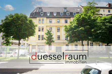 Titelbild - Wohnung kaufen in Düsseldorf / Pempelfort - Pempelfort: charmante Maisonettewohnung mit Dachterrasse & Aufzug in beliebter Lage