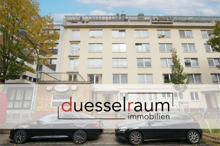 Titelbild - Wohnung kaufen in Düsseldorf - Großzügige und leerstehende 2-Zimmerwohnung mit Balkon und großer Terrassse im 1.OG in Oberbilk!