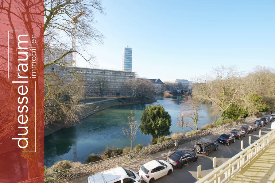 Titelbild - Wohnung kaufen in Düsseldorf / Altstadt - Carlstadt: Charmante 3,5-Zimmer-Altbauwohnung mit Blick auf den Spee’schen Graben in zentraler Lage