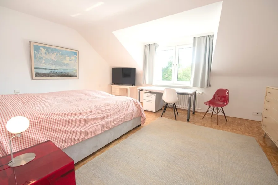 Elternschlafzimmer DG