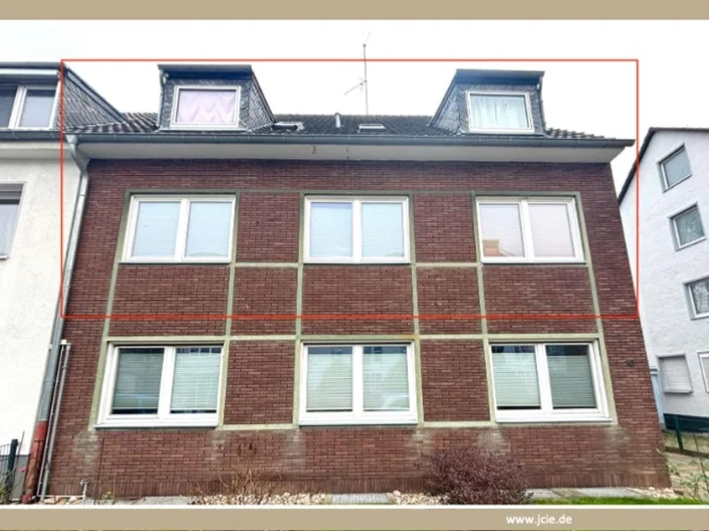  - Wohnung kaufen in Düsseldorf - Attraktive Maisonette-Wohnung mit möbliertem Dachgeschoss-Apartment im Düsseldorfer Uni-Viertel