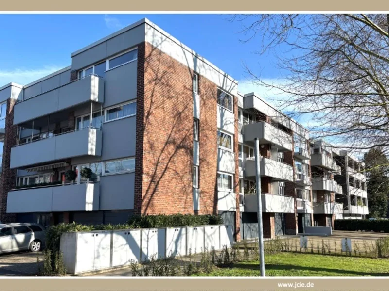  - Wohnung kaufen in Düsseldorf - Modernisierte Einzimmerwohnung in Düsseldorf-Oberkassel