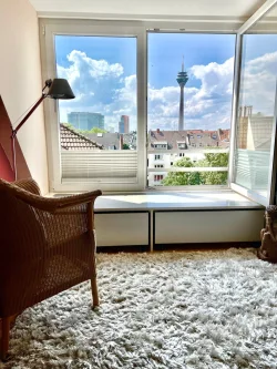  - Wohnung kaufen in Düsseldorf - Düsseldorf-Unterbilk: 2 x ETW mit gigantischer Dachterrasse!