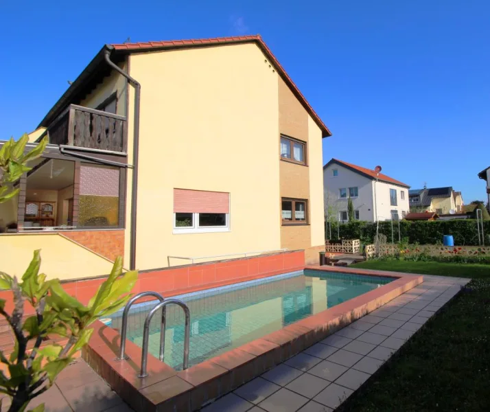 Außenansicht - Haus kaufen in Bobenheim-Roxheim - Gemütliche Doppelhaushälfte in attraktivem Wohnviertel - WS 4114