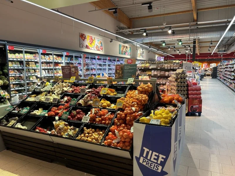 IMG_3301 - Laden/Einzelhandel kaufen in Worms - Renditeobjekt - Supermarkt, 2 Läden, 4 Wohnungen - in zentraler City-Lage