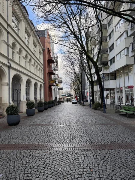 Blick in die Mühlengasse - Wohnung kaufen in Köln - Wohnen in der Kölner Altstadt - Zwischen Dom und Rhein an der ‚Via Culturalis’