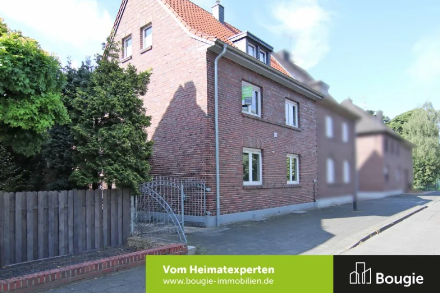 Straßenansicht - Haus kaufen in Wassenberg - Zur Eigennutzung oder zur Vermietung in bester Innenstadtlage!