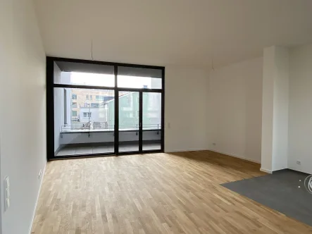 Titelbild - Wohnung mieten in Gütersloh - 2 Zimmer Mietwohnung mit Loggia in der Gütersloher Innenstadt