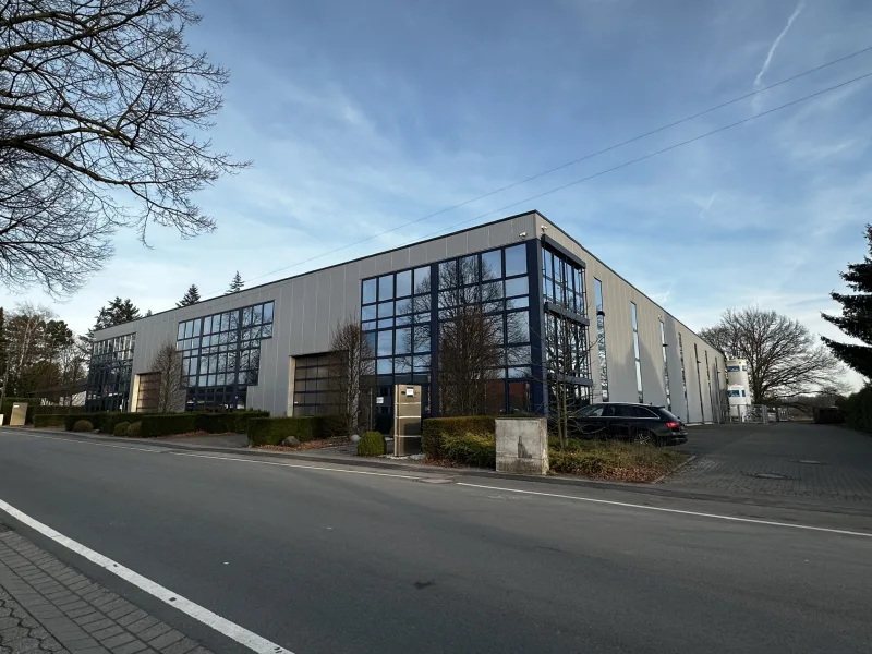 Außenansicht - Halle/Lager/Produktion mieten in Bielefeld - Industriehalle in Bielefeld-Ummeln