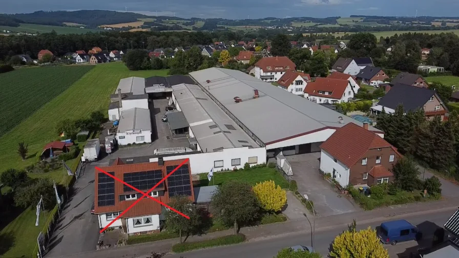 Titelbild - Halle/Lager/Produktion kaufen in Dörentrup - Großes Gewerbeobjekt in Dörentrup