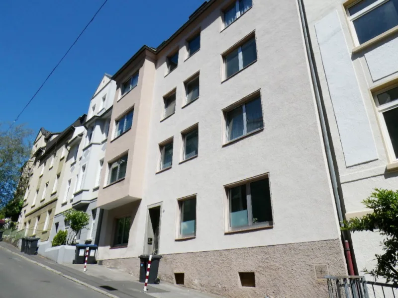 Frontansicht - Wohnung mieten in Hagen - Charmante 54 m² große 2-Zimmer-Erdgeschosswohnung mit Wohnküche in direkter Nähe zum Stadtgarten