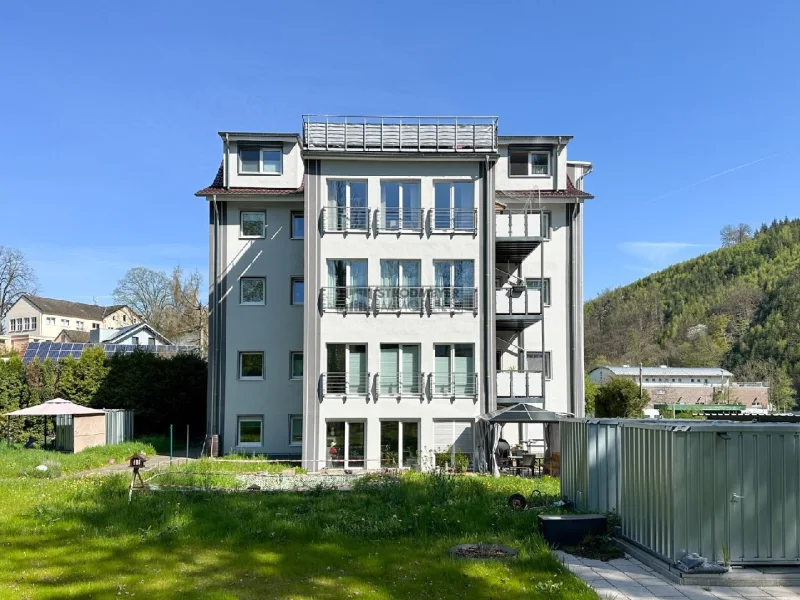 Ansicht - Wohnung mieten in Hagen - Barrieierefreie Etagenwohnung mit Aufzug Carport-Stellplatz und Garten mit Gartenhütte