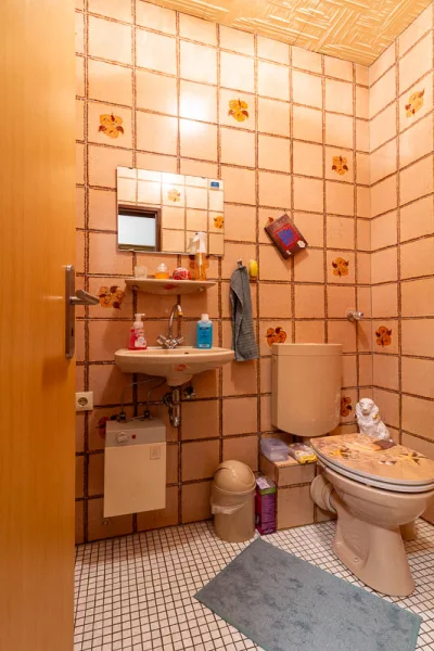 Wer schonmal eins hatte, will nie wieder drauf verzichten: Das Gäste-WC Ihrer neuen Wohnung. 