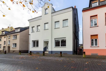 Frisch renoviert! Willkommen in Ihrem neuen Zuhause! - Haus kaufen in Hamm - Großzügiges 3-Familienhaus mit Geschichte im Herzen von Hamm!